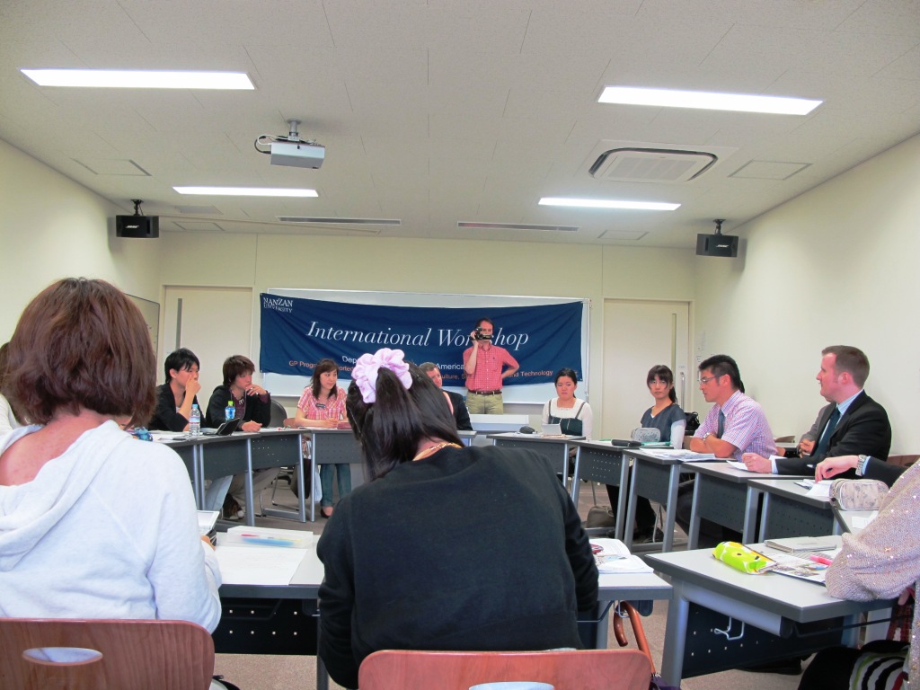 Workshop: Round Table Discussion with Mr. Scott Bates